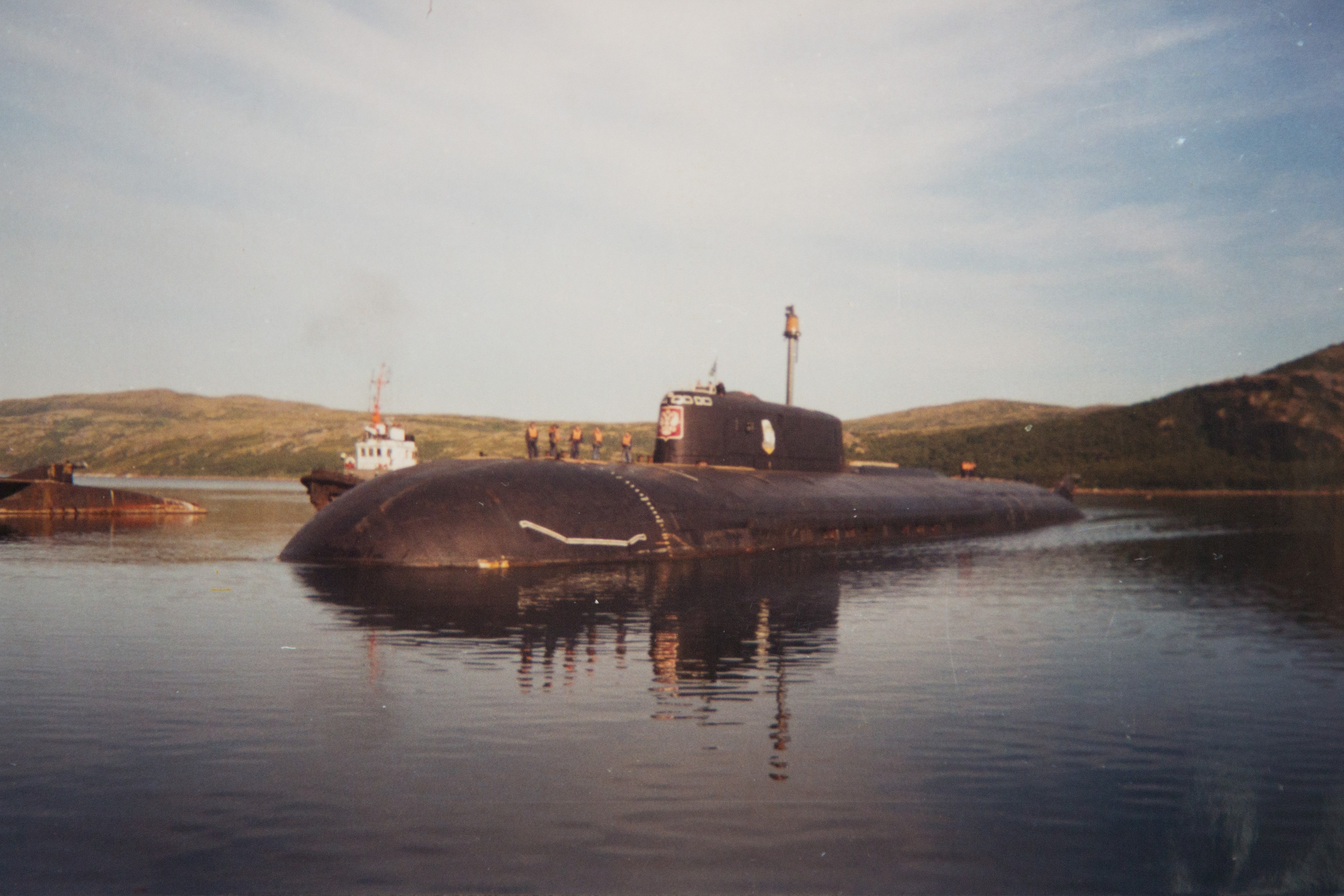 Где затонул курск подводная. Подводная лодка к-141 «Курск». Курск 141 атомная подводная лодка. Курск подводная лодка катастрофа. К-141 «Курск».