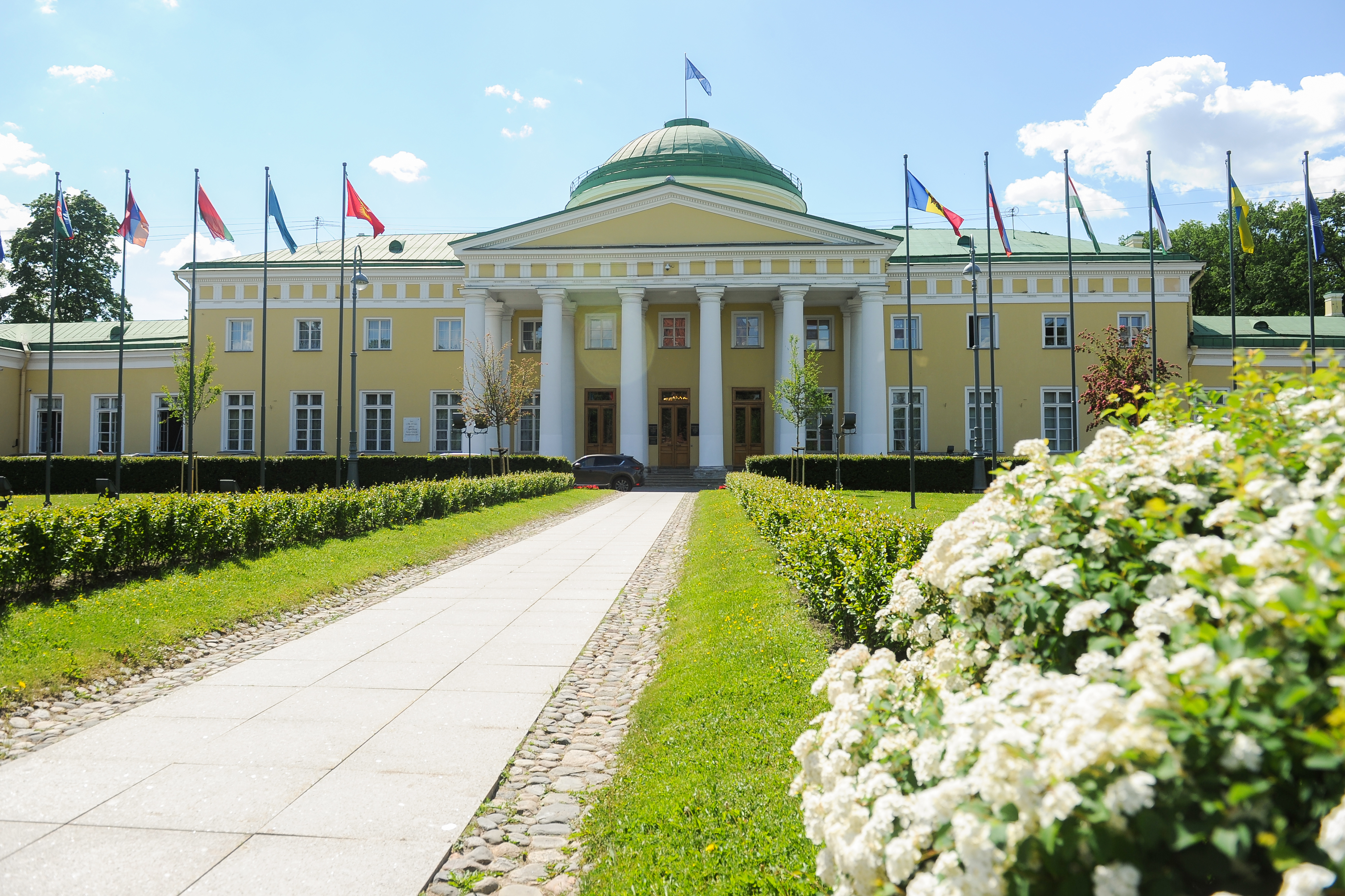 Таврический дворец в санкт петербурге фото внутри здания