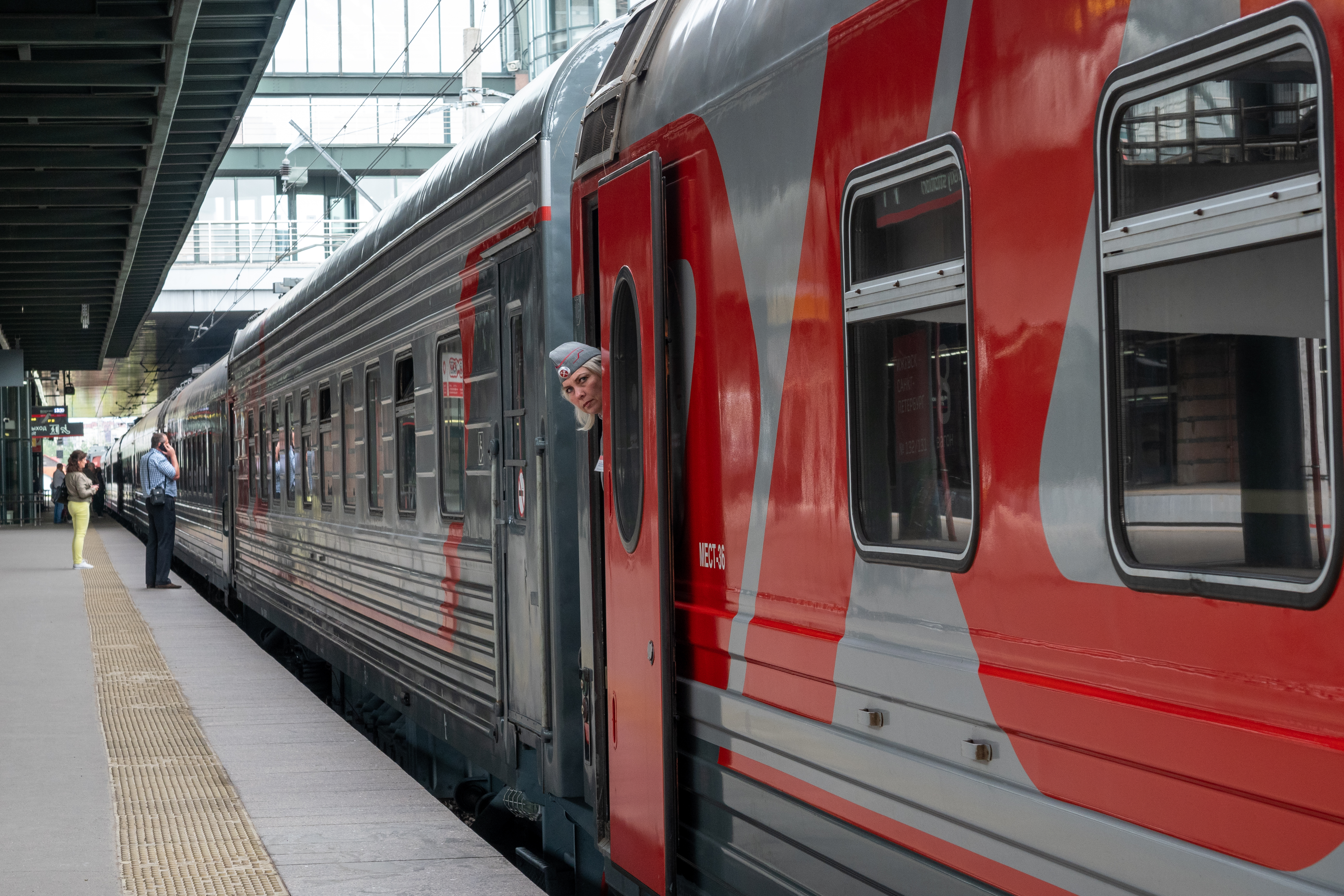 Поезд Петербург Петербург Новогодний